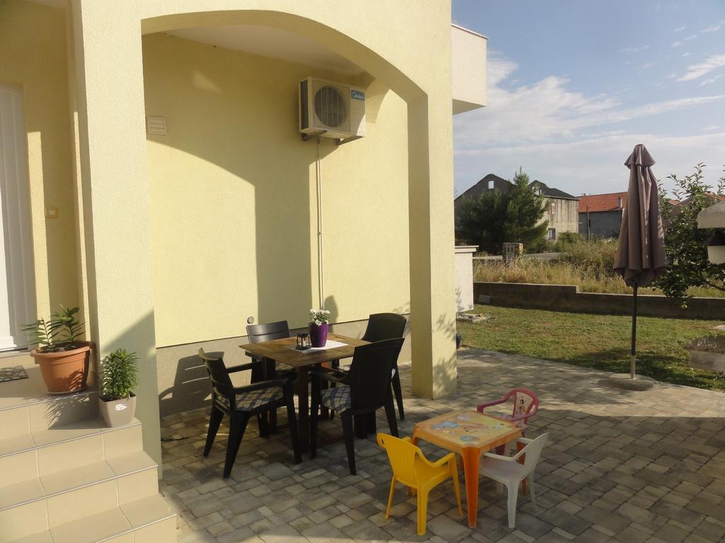 Apartment Roni Zadar Exterior foto